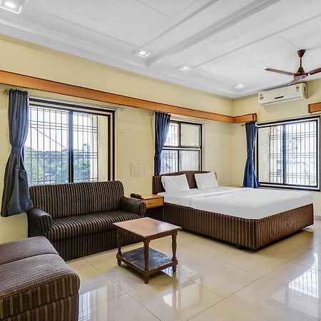 Collection O 80110 Shangrila Rivera Execitive Aurangābād Extérieur photo