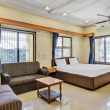 Collection O 80110 Shangrila Rivera Execitive Aurangābād Extérieur photo