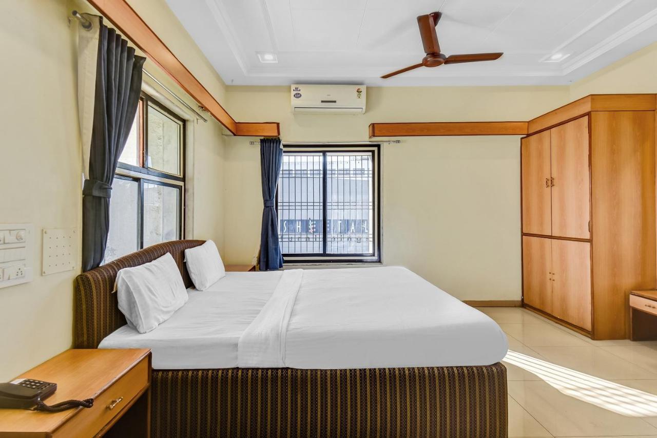 Collection O 80110 Shangrila Rivera Execitive Aurangābād Extérieur photo
